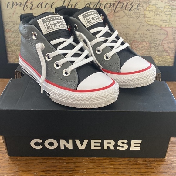 Converse Other - Converse Junior kids size 11 Grey and Red